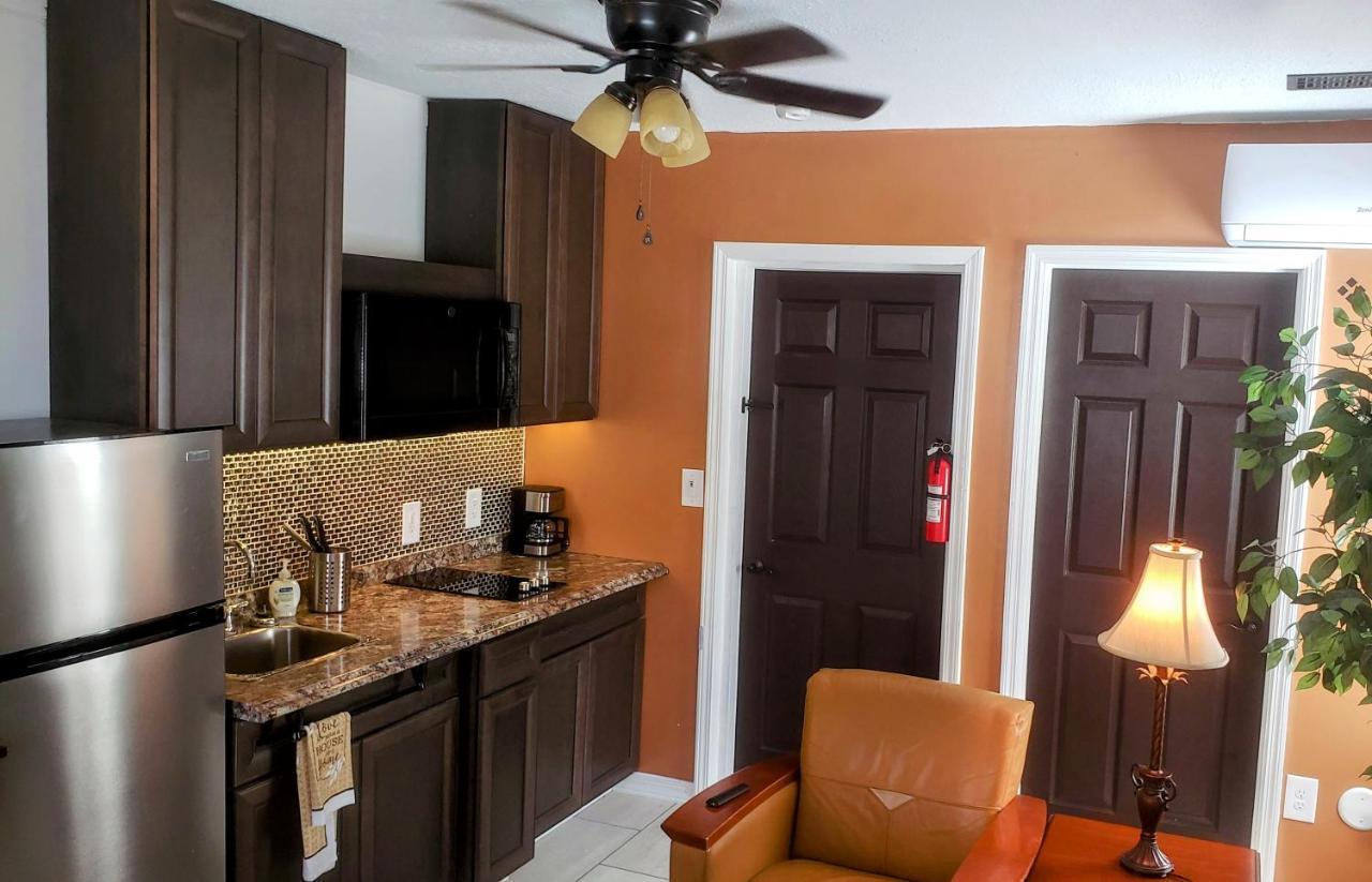 Stylish Suite Tampa Minutes To Hard Rock Casino Mango 外观 照片