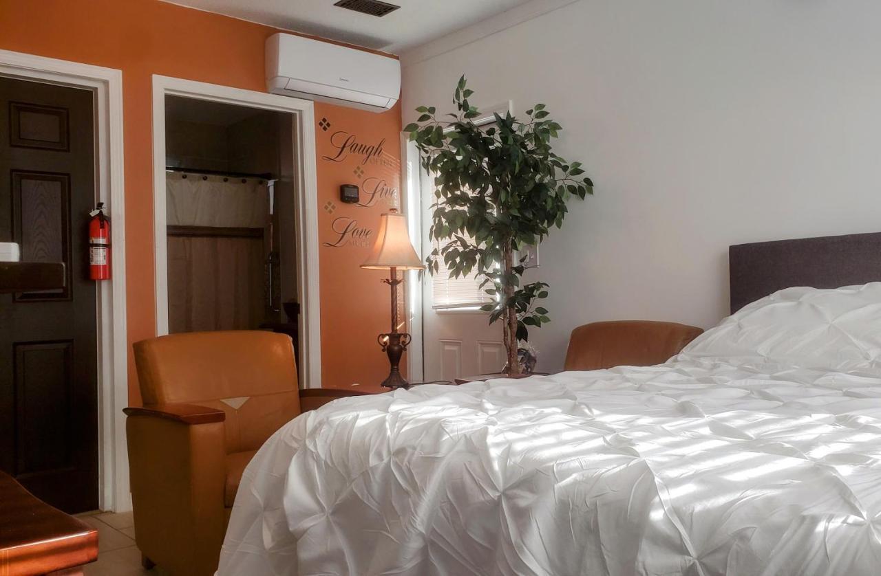 Stylish Suite Tampa Minutes To Hard Rock Casino Mango 外观 照片