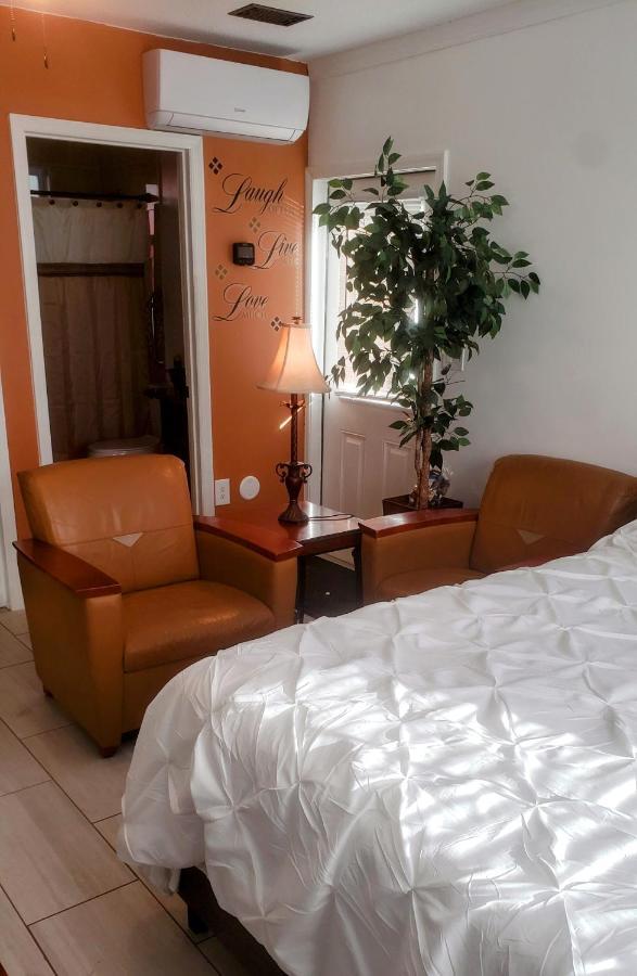 Stylish Suite Tampa Minutes To Hard Rock Casino Mango 外观 照片